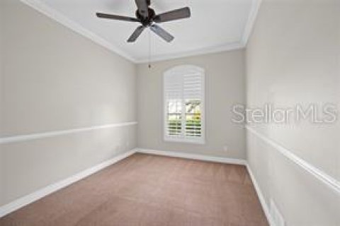 House in Orlando, Florida 4 bedrooms, 344.57 sq.m. № 2410597 - photo 9