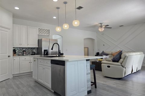 Casa en venta en Davenport, Florida, 4 dormitorios, 164.25 m2 № 2230547 - foto 8