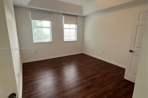 Copropriété à louer à Doral, Floride: 3 chambres, 128.67 m2 № 2414820 - photo 19