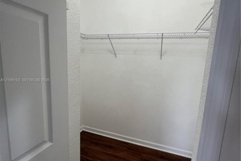 Copropriété à louer à Doral, Floride: 3 chambres, 128.67 m2 № 2414820 - photo 16