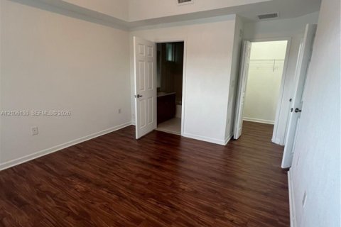 Copropriété à louer à Doral, Floride: 3 chambres, 128.67 m2 № 2414820 - photo 15