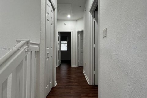 Copropriété à louer à Doral, Floride: 3 chambres, 128.67 m2 № 2414820 - photo 13