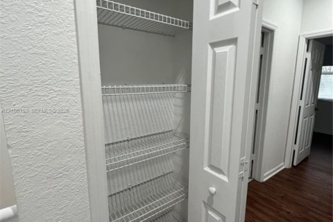 Copropriété à louer à Doral, Floride: 3 chambres, 128.67 m2 № 2414820 - photo 23
