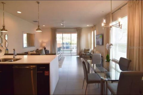 Adosado en alquiler en Clermont, Florida, 3 dormitorios, 140.47 m2 № 1800398 - foto 5