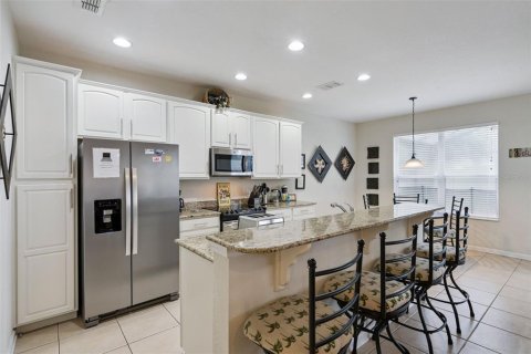 House in Kissimmee, Florida 4 bedrooms, 169.45 sq.m. № 2344997 - photo 13