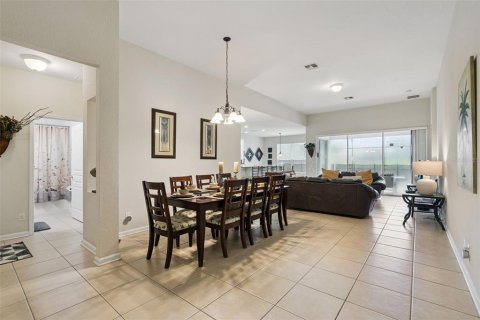 House in Kissimmee, Florida 4 bedrooms, 169.45 sq.m. № 2344997 - photo 6