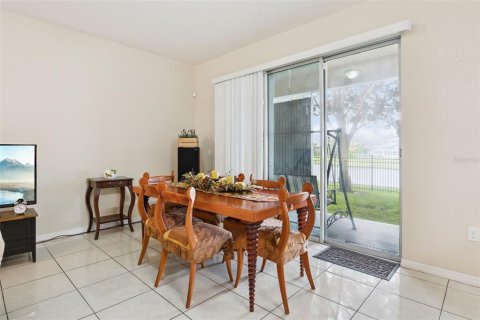 Touwnhouse à vendre à Kissimmee, Floride: 3 chambres, 182.37 m2 № 2428722 - photo 20