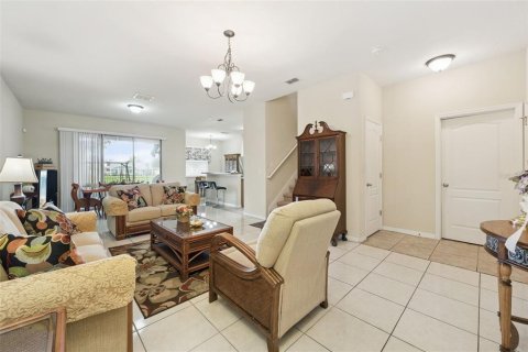 Touwnhouse à vendre à Kissimmee, Floride: 3 chambres, 182.37 m2 № 2428722 - photo 11