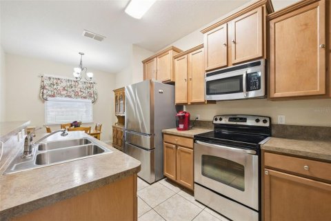 Touwnhouse à vendre à Kissimmee, Floride: 3 chambres, 182.37 m2 № 2428722 - photo 17