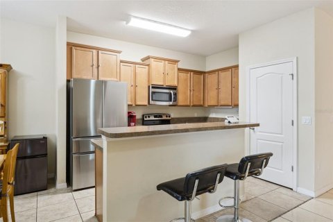 Touwnhouse à vendre à Kissimmee, Floride: 3 chambres, 182.37 m2 № 2428722 - photo 15