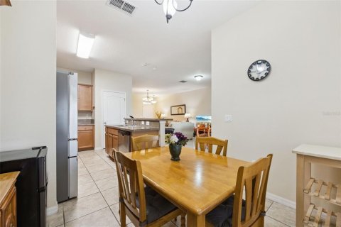 Touwnhouse à vendre à Kissimmee, Floride: 3 chambres, 182.37 m2 № 2428722 - photo 23