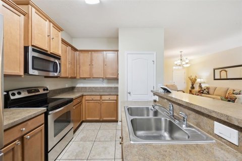 Touwnhouse à vendre à Kissimmee, Floride: 3 chambres, 182.37 m2 № 2428722 - photo 18