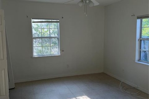 House in Tarpon Springs, Florida 3 bedrooms, 165.46 sq.m. № 2238140 - photo 18