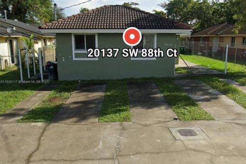 Снять в аренду виллу или дом в Катлер-Бей, Флорида 3 спальни, 213.68м2, № 1777836 - фото 2