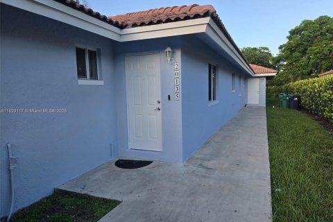 Снять в аренду виллу или дом в Катлер-Бей, Флорида 3 спальни, 213.68м2, № 1777836 - фото 23