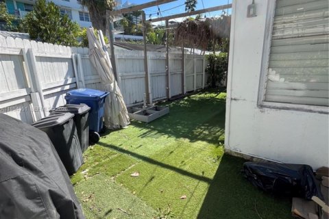 Casa en alquiler en Miami Beach, Florida, 2 dormitorios, 100.15 m2 № 2153305 - foto 8