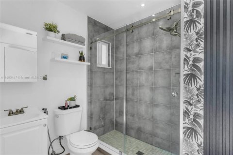House in Miami, Florida 3 bedrooms, 79.71 sq.m. № 1892886 - photo 28
