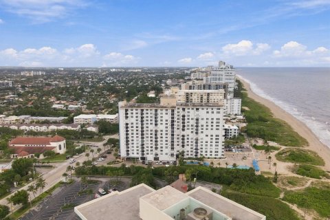 Condo in Lauderdale-by-the-Sea, Florida, 2 bedrooms № 2412808 - photo 27