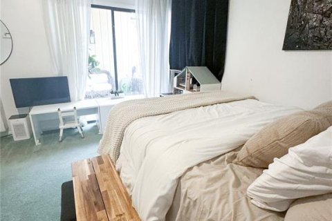 Купить кондоминиум в Хейнс-Сити, Флорида 6 комнат, 144.93м2, № 1538089 - фото 29