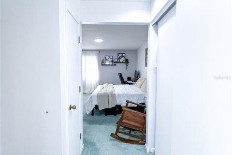 Купить кондоминиум в Хейнс-Сити, Флорида 6 комнат, 144.93м2, № 1538089 - фото 12