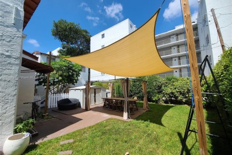 Купить коммерческую недвижимость в Майами-Бич, Флорида 332.68м2, № 1704102 - фото 26