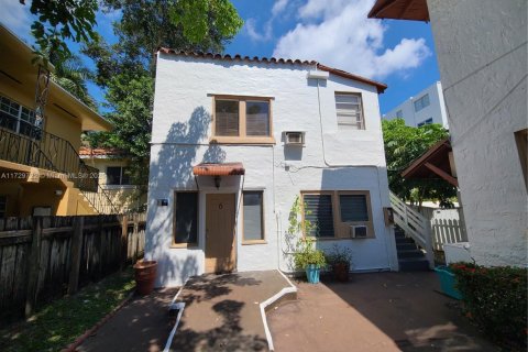 Купить коммерческую недвижимость в Майами-Бич, Флорида 332.68м2, № 1704102 - фото 17