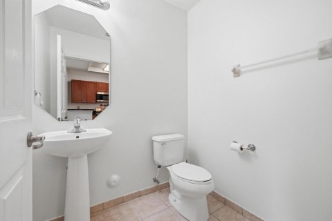 Adosado en alquiler en Coconut Creek, Florida, 3 dormitorios, 133.22 m2 № 2146959 - foto 10