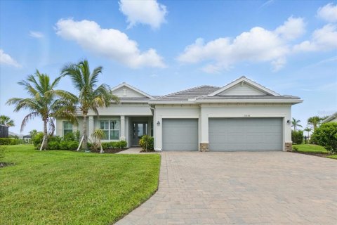 House in Port Charlotte, Florida 4 bedrooms, 219.34 sq.m. № 1786428 - photo 1