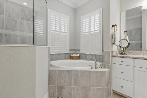 House in Port Charlotte, Florida 4 bedrooms, 219.34 sq.m. № 1786428 - photo 30