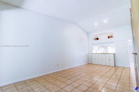House in Delray Beach, Florida 3 bedrooms, 144.37 sq.m. № 1875744 - photo 25