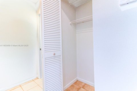 House in Delray Beach, Florida 3 bedrooms, 144.37 sq.m. № 1875744 - photo 4