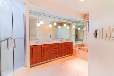 House in Delray Beach, Florida 3 bedrooms, 144.37 sq.m. № 1875744 - photo 30