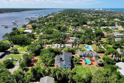 House in Ormond Beach, Florida 6 bedrooms, 876.63 sq.m. № 1620128 - photo 7