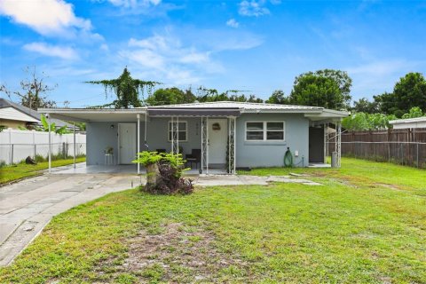 Villa ou maison à vendre à Orlando, Floride: 3 chambres, 118.82 m2 № 2400445 - photo 2