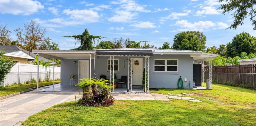 Villa ou maison à Orlando, Floride 3 chambres, 118.82 m2 № 2400445