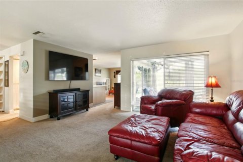 Casa en venta en New Port Richey, Florida, 2 dormitorios, 141.95 m2 № 1771062 - foto 5