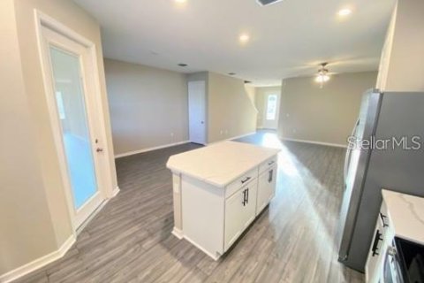 Adosado en alquiler en San Antonio, Florida, 2 dormitorios, 150.04 m2 № 1773232 - foto 4