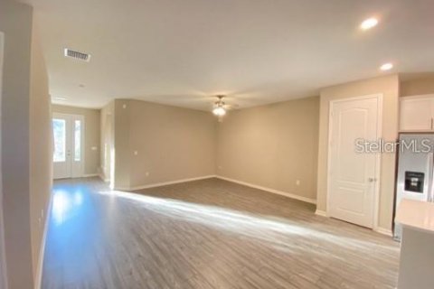 Adosado en alquiler en San Antonio, Florida, 2 dormitorios, 150.04 m2 № 1773232 - foto 2