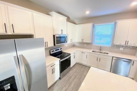 Adosado en alquiler en San Antonio, Florida, 2 dormitorios, 150.04 m2 № 1773232 - foto 5