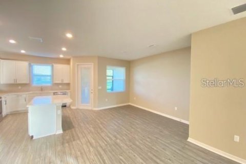 Adosado en alquiler en San Antonio, Florida, 2 dormitorios, 150.04 m2 № 1773232 - foto 6