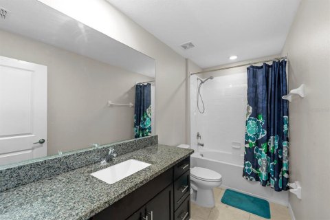 House in Riverview, Florida 4 bedrooms, 244.61 sq.m. № 1675528 - photo 20