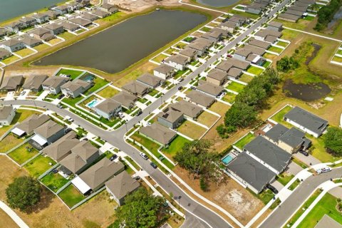 House in Riverview, Florida 4 bedrooms, 244.61 sq.m. № 1675528 - photo 6