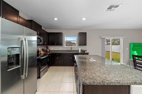 House in Riverview, Florida 4 bedrooms, 244.61 sq.m. № 1675528 - photo 15