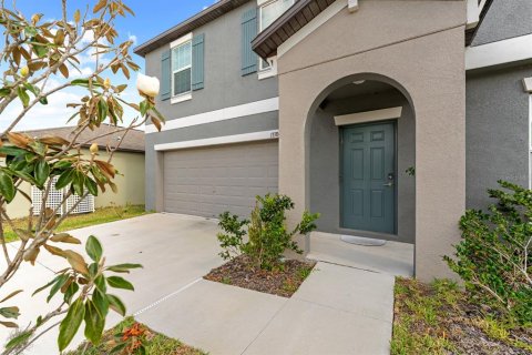 House in Riverview, Florida 4 bedrooms, 244.61 sq.m. № 1675528 - photo 8