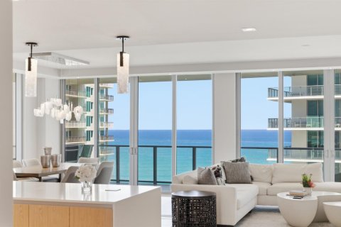 Condominio en Riviera Beach, Florida, 2 dormitorios № 2187418
