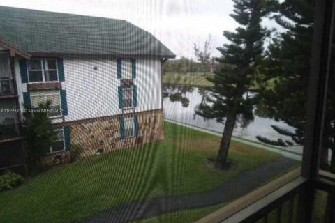 Copropriété à vendre à Lauderhill, Floride: 1 chambre, 74.32 m2 № 2022560 - photo 6