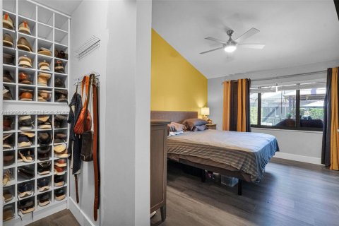 Townhouse in Miami, Florida 3 bedrooms, 116.41 sq.m. № 2029993 - photo 7