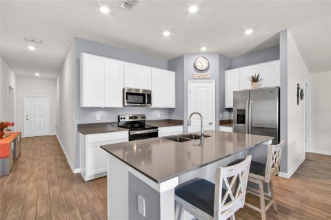 House in Davenport, Florida 3 bedrooms, 144.93 sq.m. № 1773803 - photo 5