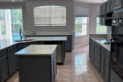 Casa en venta en Orlando, Florida, 4 dormitorios, 320.14 m2 № 1914149 - foto 12
