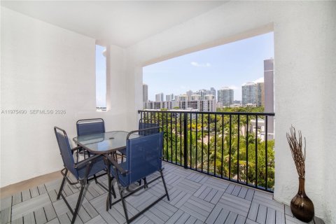 Condominio en venta en Sunny Isles Beach, Florida, 2 dormitorios, 95.13 m2 № 2040454 - foto 29